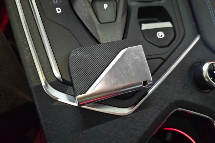 Used Lynk & Co 05 2022 2.0T Two-Wheel Drive Shine Halo
