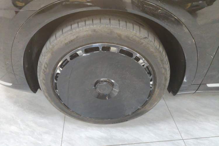 Used Hima AITO M9 2024 Range-Extended Ultra Version 42 kWh 6-Seater Model
