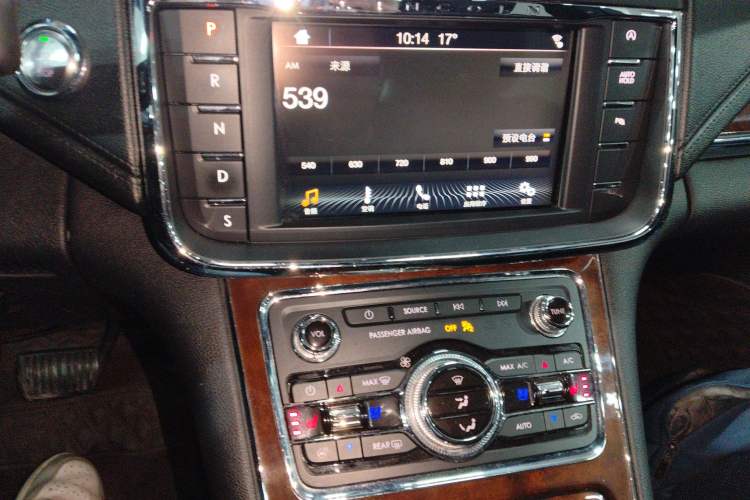 Used Lincoln Continental 2019 2.0T Two-Wheel Drive Zunya Version China VI Standard
