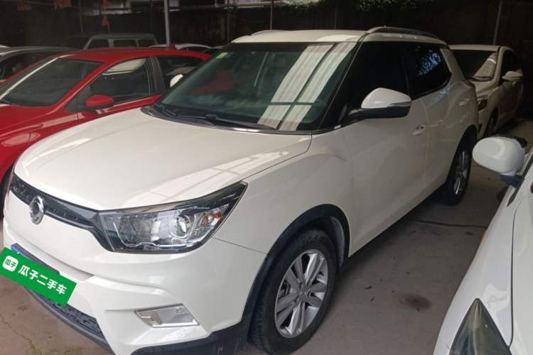 Used SsangYong Tivolan 2015 1.6L Automatic Two-Wheel Drive Zhi Chun Edition
