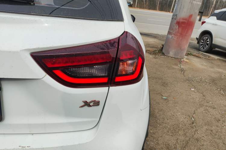 Used Geely Auto Vision X3 2020 1.5L Manual Elite Edition