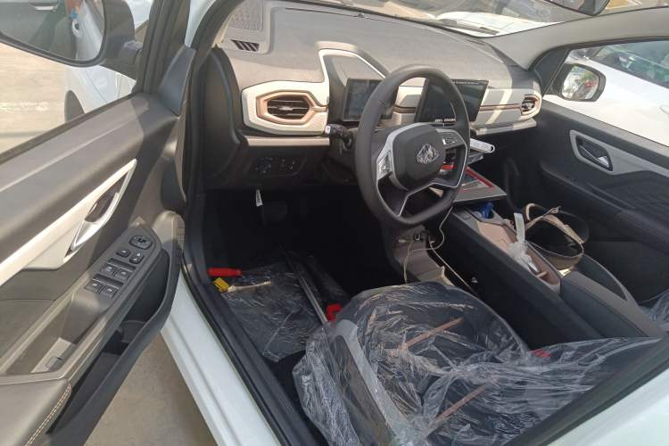 Used  E10X 2024 Charming Edition 301km Lite