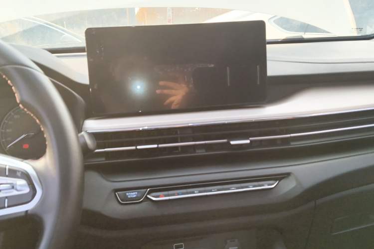 Used Geely Auto Vision X3 2021 PRO 1.5L CVT Deluxe Model
