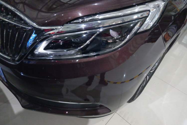 Used Buick GL8 2018 ES 28T Flagship Model China VI Standard
