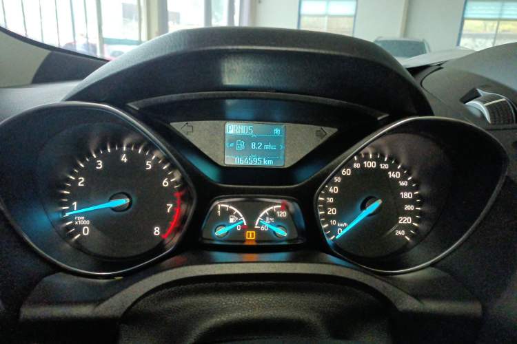 Used Ford Kuga 2018 EcoBoost 180 Two-Wheel-Drive Platinum Edition
