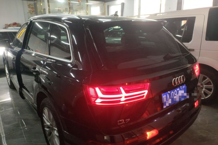 Used Audi Q7 2018 45 TFSI Technology Edition
