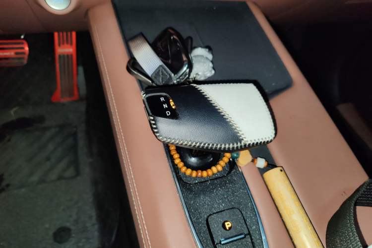 Used Changan UNI-Z New Energy 2024 Blue Whale Smart Electric iDD 125km Excellence Model