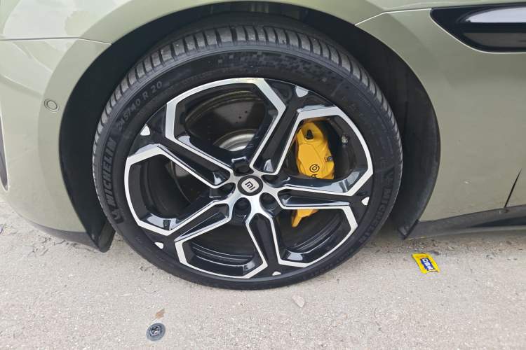 Used  SU7 2024 Four-Wheel Drive Ultra-Long Range Advanced Intelligent Driving Max Edition
