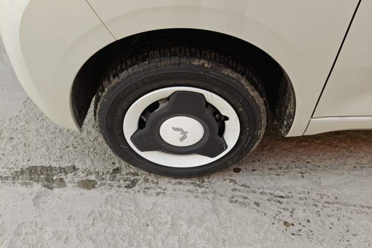 Used Wuling Hongguang MINIEV 2024 3rd Generation 215km Youth Edition
