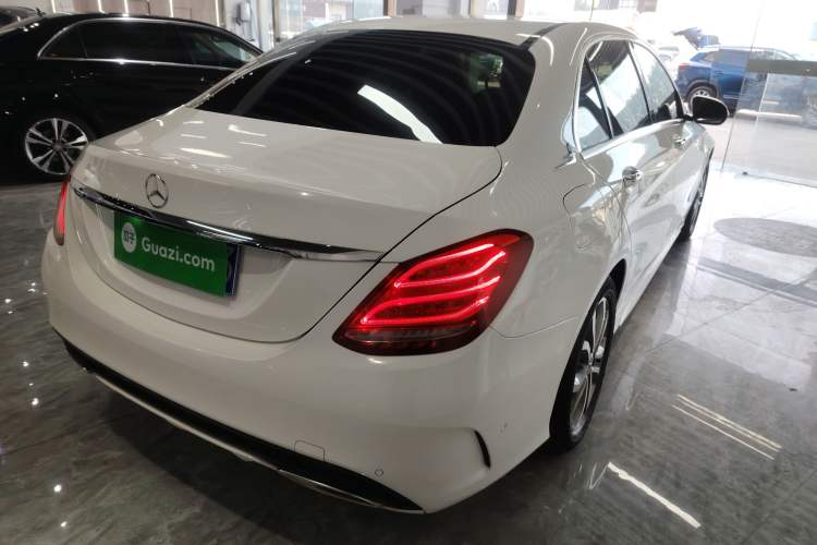 Used Mercedes-Benz C-Class 2017 Restyled C 180 L Fashion Edition Sport Version
