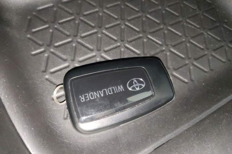 Used Toyota Wildlander 2022 2.0L CVT 4x4 Luxury PLUS Edition