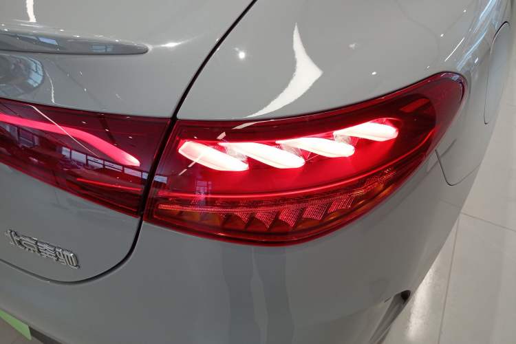 Used Mercedes-Benz EQE 2022 350 First Edition Special Version
