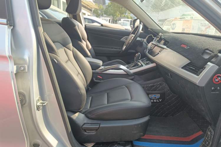 Used Geely Auto Emgrand X7 Sport 2016 1.8TD Automatic ZhiShang Model
