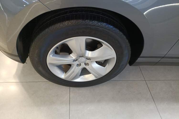 Used Land Rover Range Rover Velar 2023 250 PS
