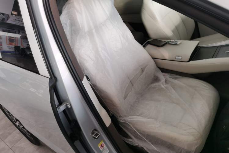 Used Denza N8L 2025 Prestige Version