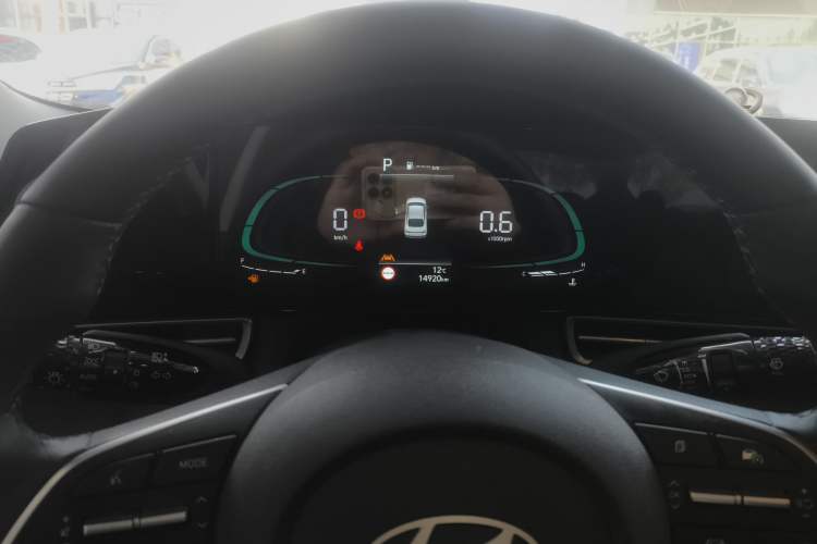 Used Hyundai Elantra 2023 1.5L CVT LUX Prestige Edition