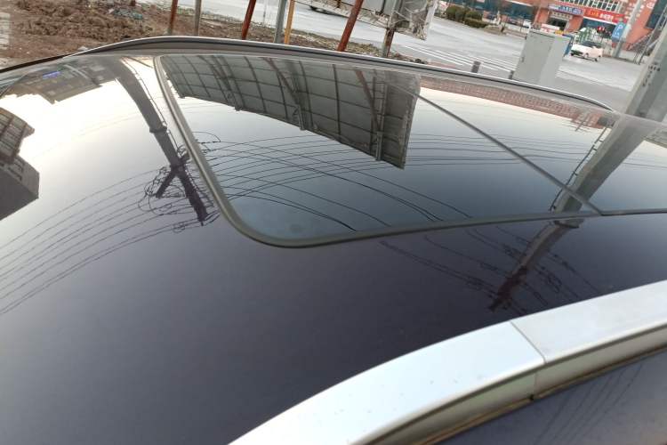 Used  Lingyun 2019 1.6T Two-Wheel Drive Diamond Edition
