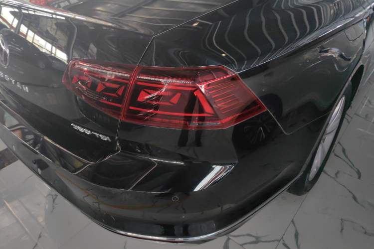 Used Volkswagen Magotan 2025 Zhongxiang Version 280TSI DSG Comfort Edition