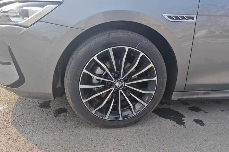 Used BYD Qin PLUS 2021 EV 600KM Flagship Model