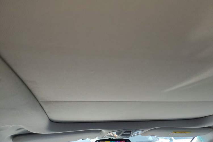 Used Hyundai Santa Fe 2017 2.0T Automatic Two-Wheel Drive Smart Version 7 Seats