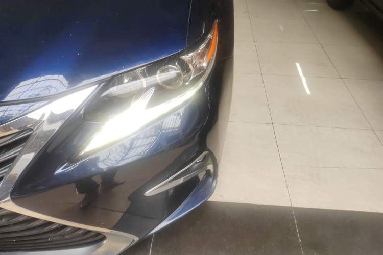 Used Lexus ES 2015 200 Elite Edition
