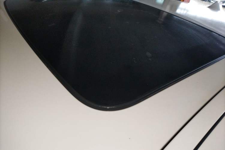 Used BMW 5 Series 2014 525Li Leading Model
