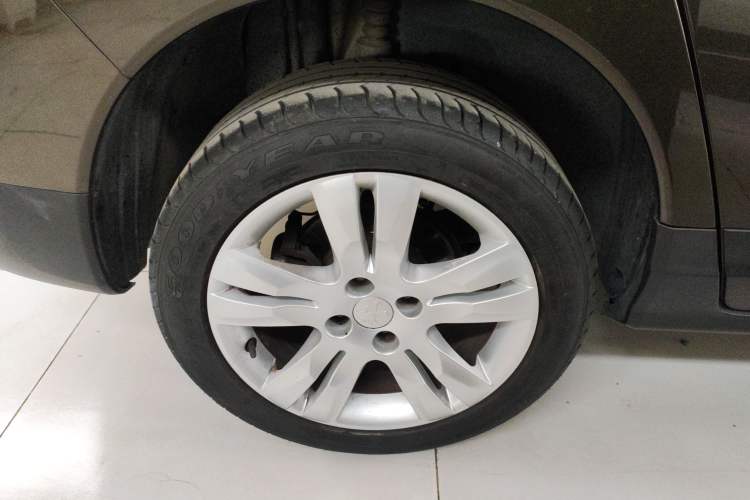 Used Peugeot 3008 2015 1.6THP Automatic Trend Edition
