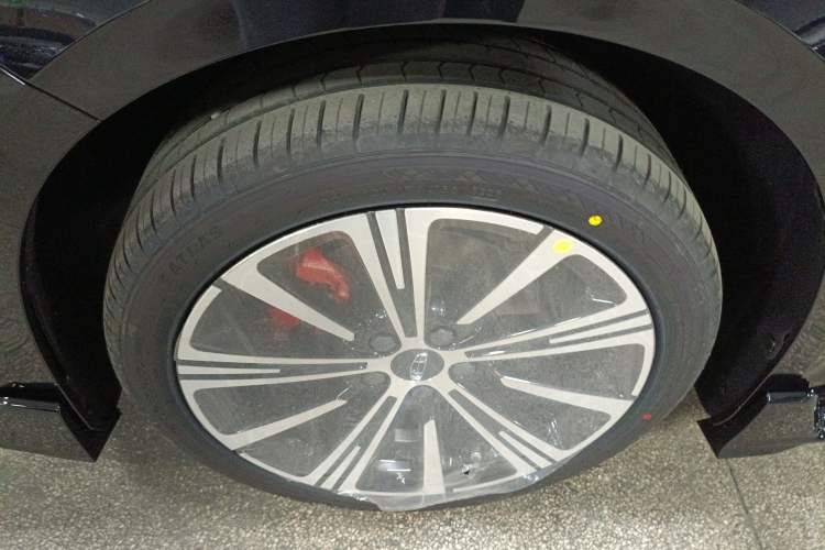 Used Geely Auto Preface 
