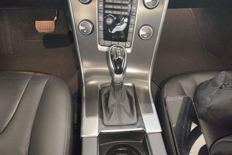 Used Volvo XC60 2014 T5 Zhiyi Edition
