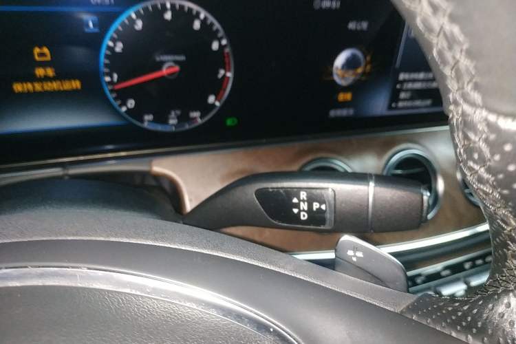 Used Mercedes-Benz E-Class 2018 E 300 L Luxury Model
