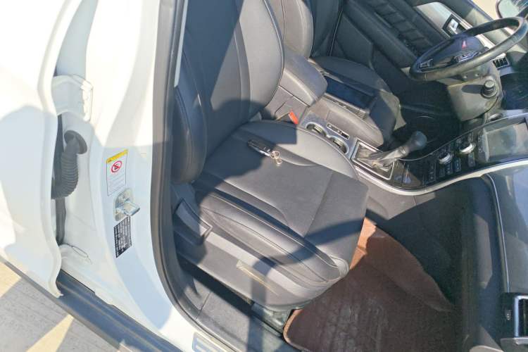 Used Haval H2 2015 1.5T Automatic Two-Wheel Drive Prestige Edition
