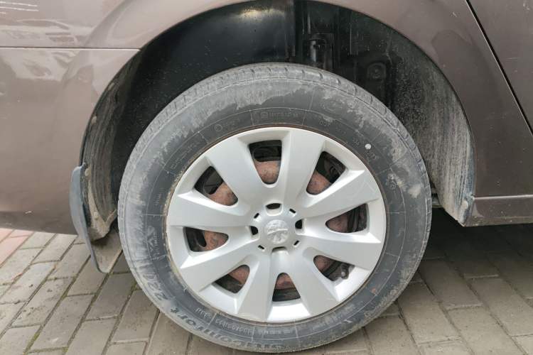 Used Peugeot 301 2014 1.6L Automatic Comfort Edition
