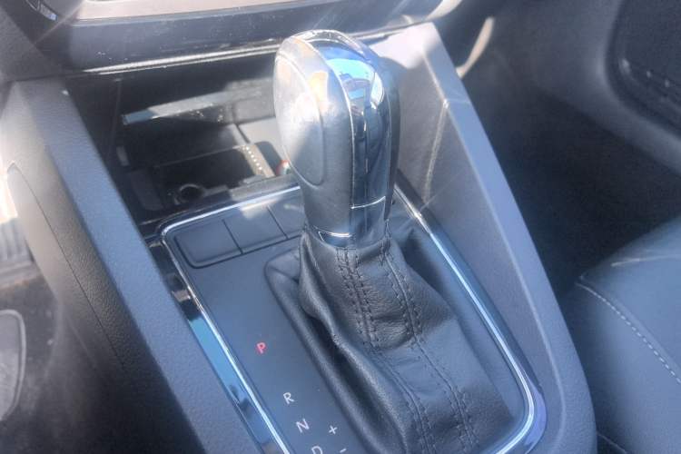 Used Volkswagen Sagitar 2016 230TSI 25th Anniversary Edition
