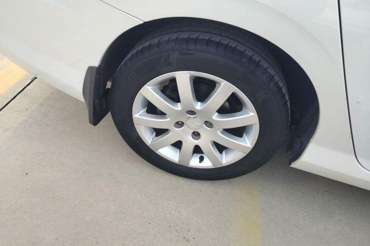 Used Peugeot 308 2014 Enjoy Edition Classic 1.6L Automatic Premium Model
