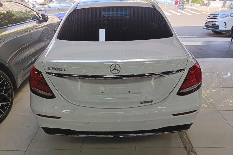 Used Mercedes-Benz E-Class 2020 E 300 L Sporty and Stylish Model
