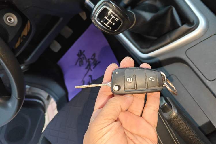 Used Isuzu JLM 2020 2.8T Classic Two-Wheel Drive Diesel Euro VI Comfort Plus Extended Version JE493ZLQ6E
