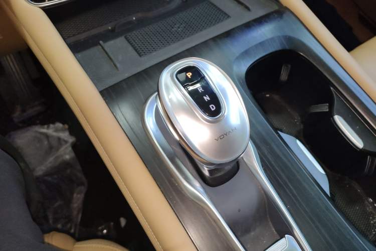 Used VOYAH Dream 2024 PHEV Extended-Range Premium Edition