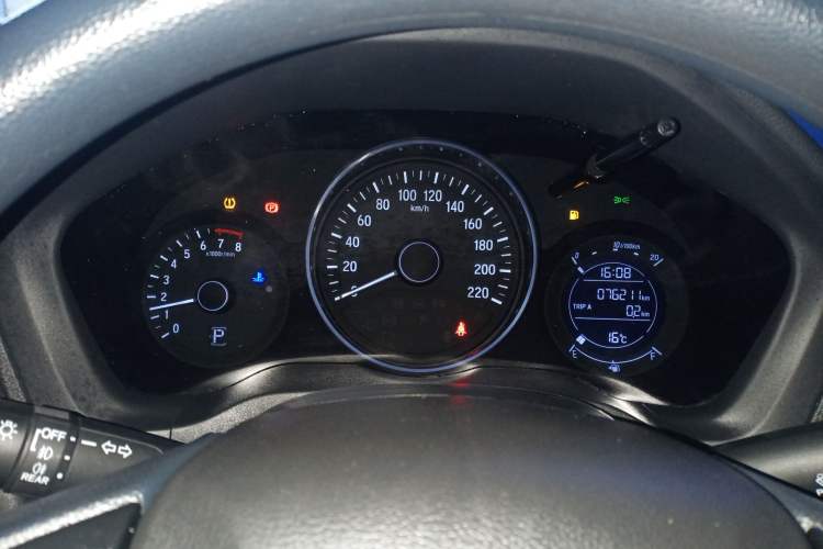 Used Honda Vezel 2020 1.5L CVT Pioneer Edition
