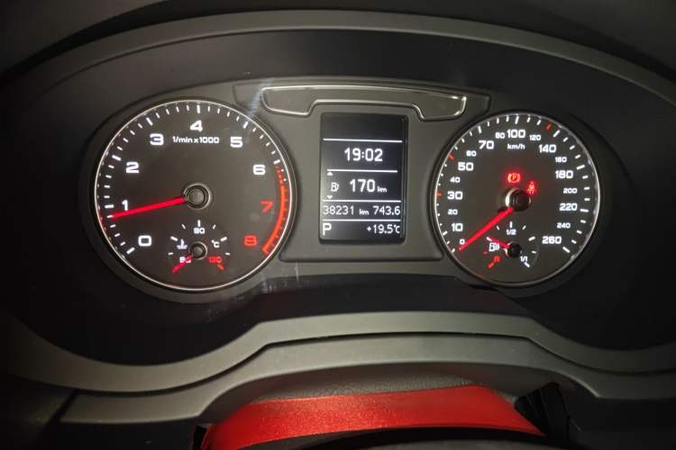 Used Audi Q3 2018 30th Anniversary Edition 35 TFSI Fashion Model
