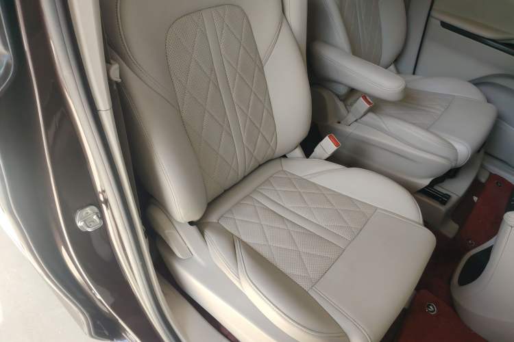 Used Buick GL8 2018 ES 28T Comfort Model China VI Standard
