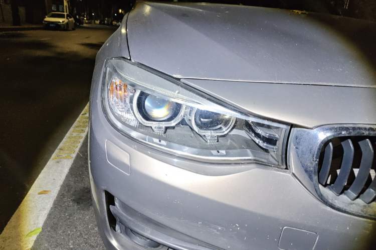 Used BMW 3 Series GT 2013 320i Leading Model
