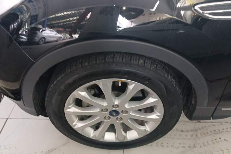 Used Ford Kuga 2015 2.0L GTDi Four-Wheel Drive Elite Model
