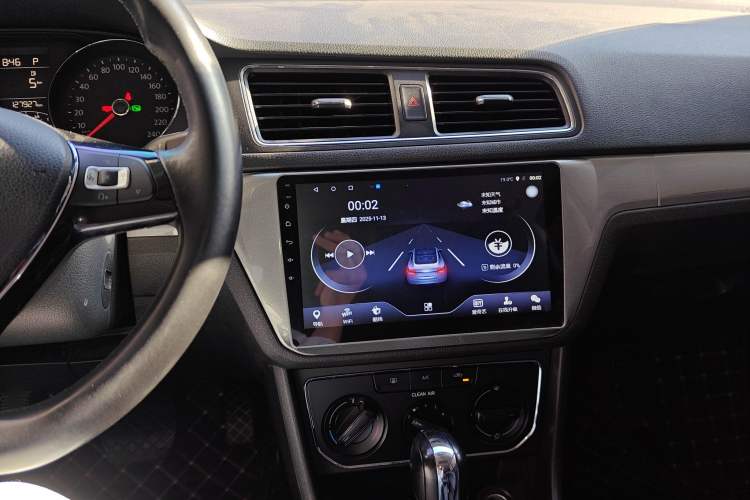 Used Volkswagen Lavida 2017 1.6L Automatic Comfort Edition
