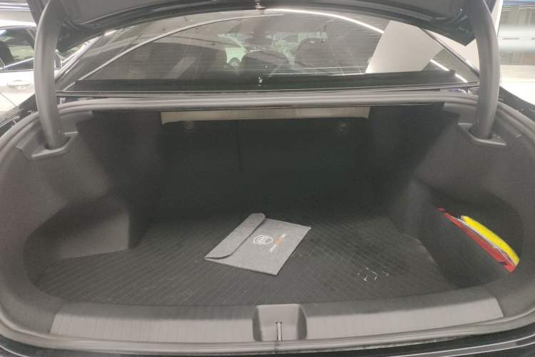 Used Volkswagen Passat 2025 Pro 380TSI Dragon Edition
