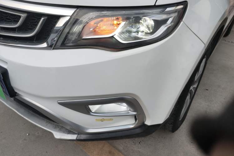 Used Geely Auto Emgrand X7 Sport 2016 1.8TD Automatic ZhiZun Version
