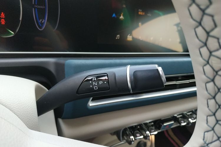 Used ORA Good Cat 2023 401 km Standard Range Premium Version Lithium Iron Phosphate
