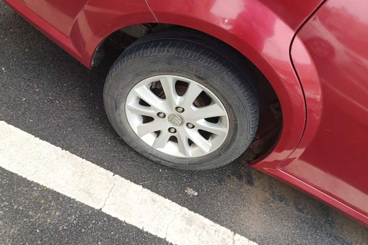 Used Buick Excelle 2015 1.5L Automatic Classic Model
