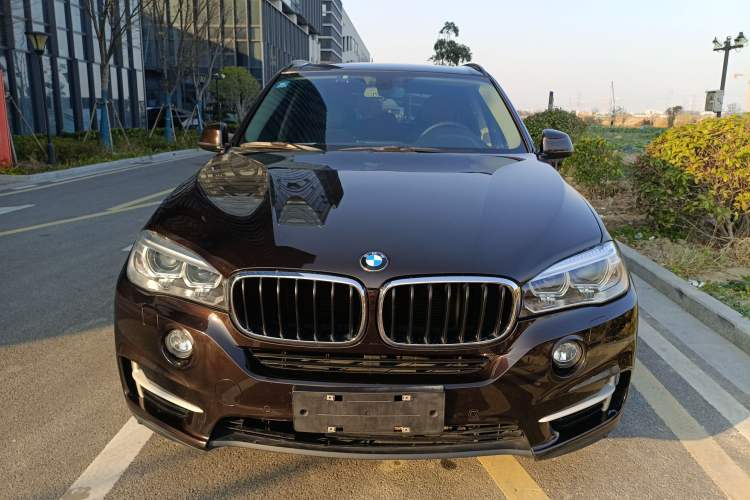 Used BMW X5 2015 xDrive28i
