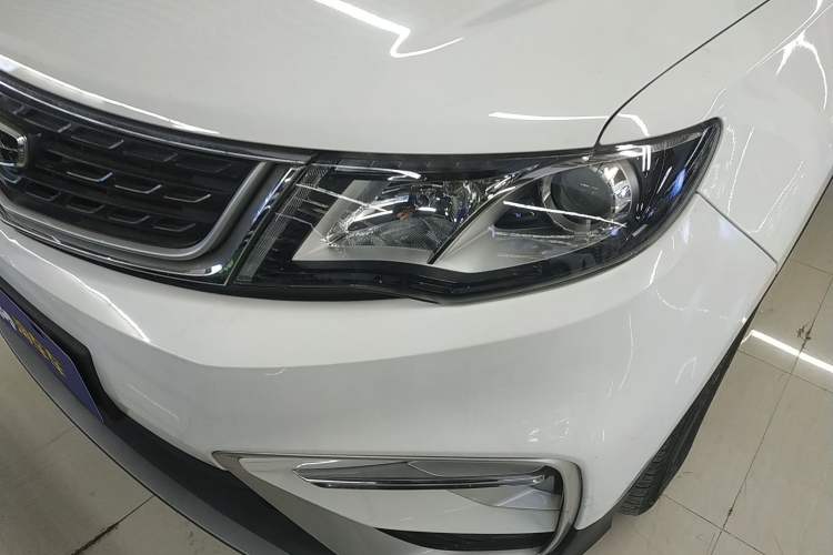 Used Geely Auto Emgrand X7 Sport 2021 Million Edition 1.8TD DCT Two-Wheel Drive Comfort Model