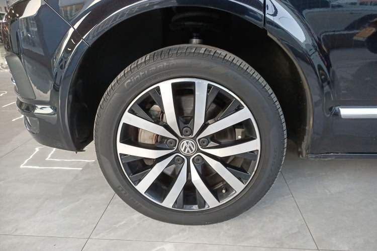 Used Volkswagen Multivan 2018 2.0 TSI 4x4 Style Edition 7 Seats
